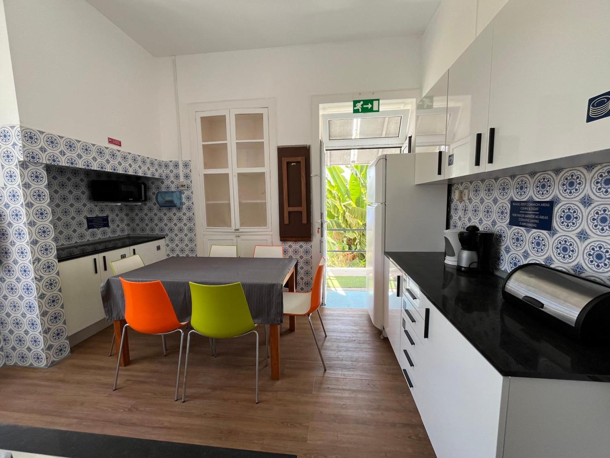 Lazareto 148 Hostel Фуншал Экстерьер фото